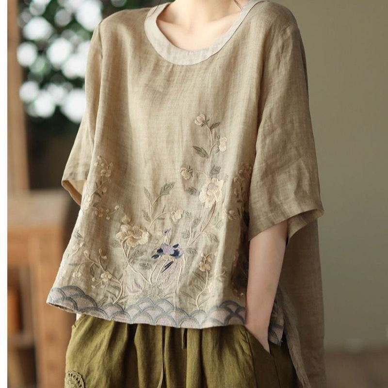 Art Retro Embroidery Top Colored Round Neck Pullover - Image 2