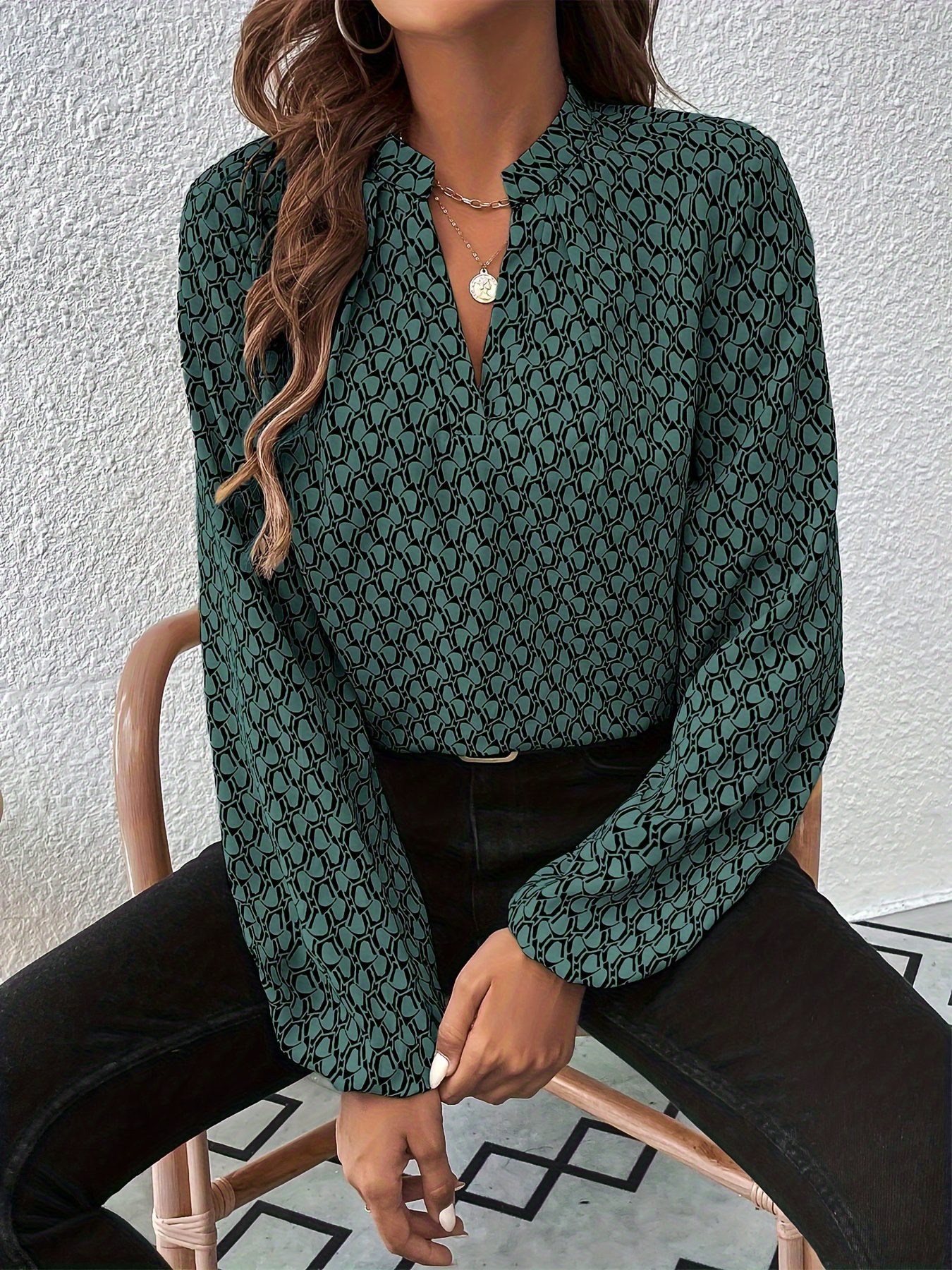 Women'S French-Inspired Geometric Print Long Sleeve Shirt - Elegant Stand-Up Collar Blouse with Single-Button Closure, Machine Washable Regular Fit for All Seasons, Casual Chic Top, Sophisticated Casual Wear, Nontransparent Fabric