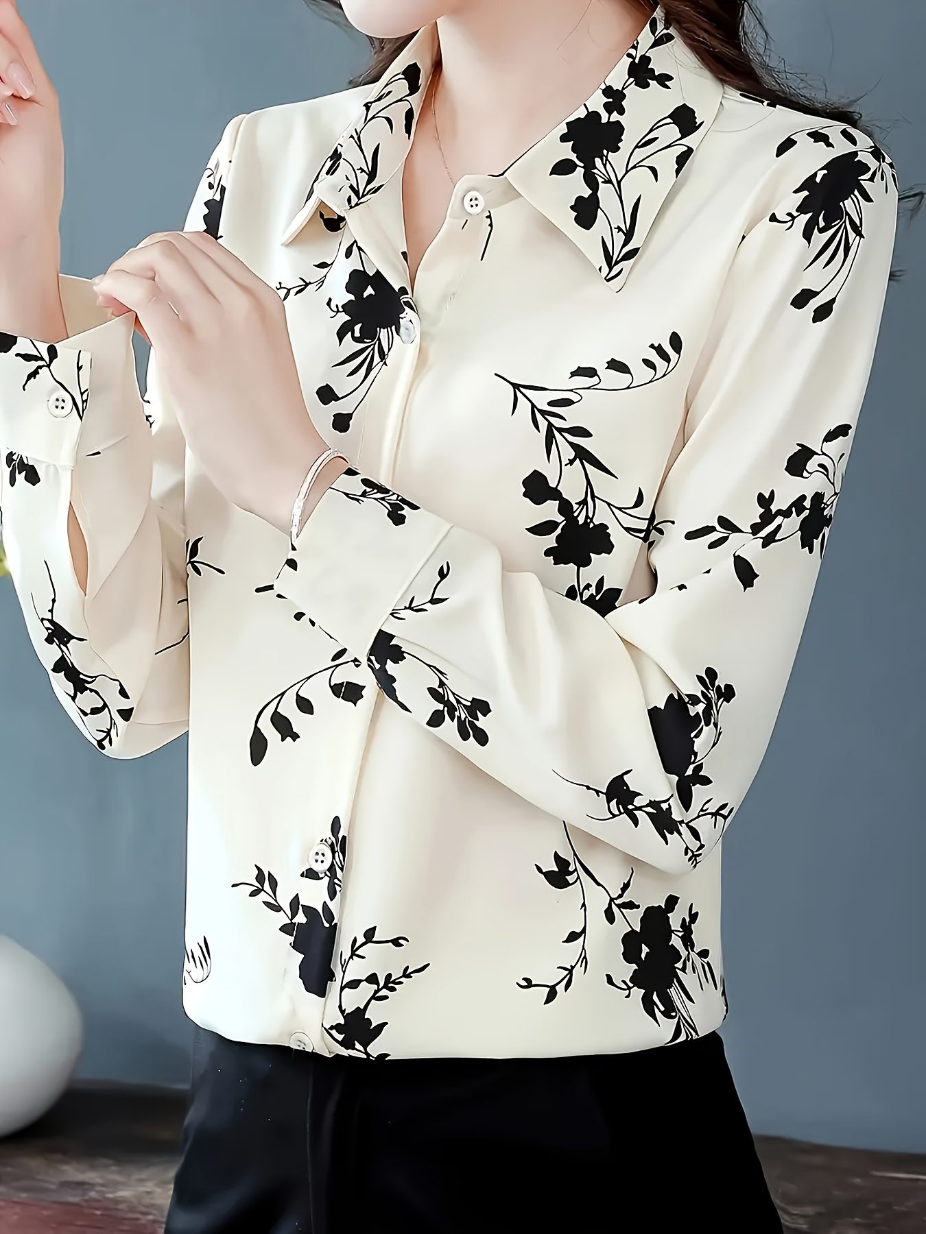 Women's Floral Print Collar Blouse - & Black Elegant Shirt, Machine Washable Non-Stretch Top for Spring Summer Fall, Versatile Casual to Formal Wear, Floral Print Blouse, Sophisticated Casual Wear, Detailed Button Placket, Fall Wardrobe, Breathable Material, Print Shirt, Office Wear - Image 3