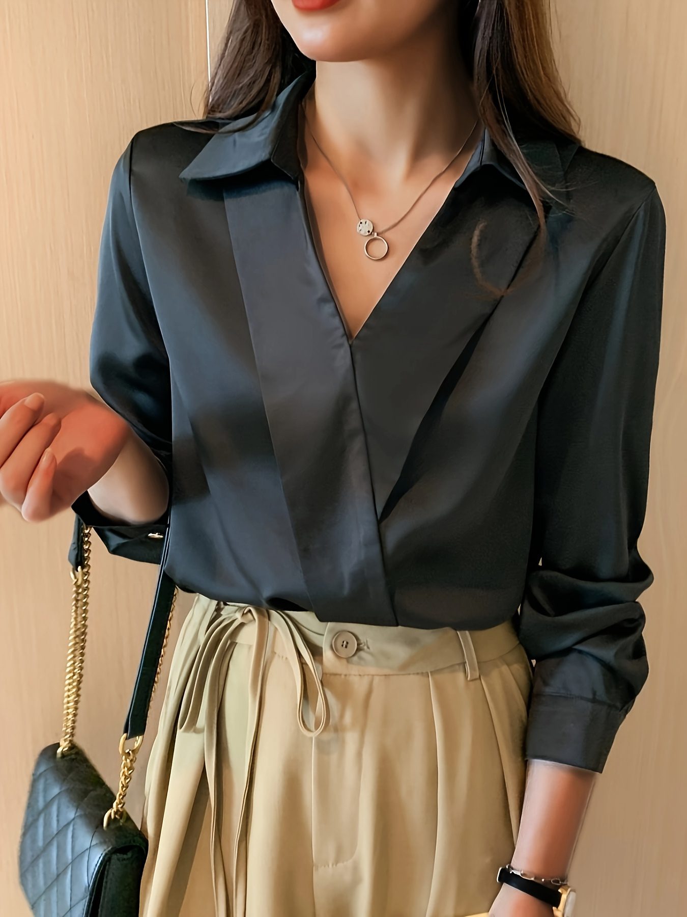 Design Style Temperament V-neck Shirt. Slim And Classic Cut. Effortless, Minimalist Style Women'S Shirts Are Perfect For Every Occasion - Image 4