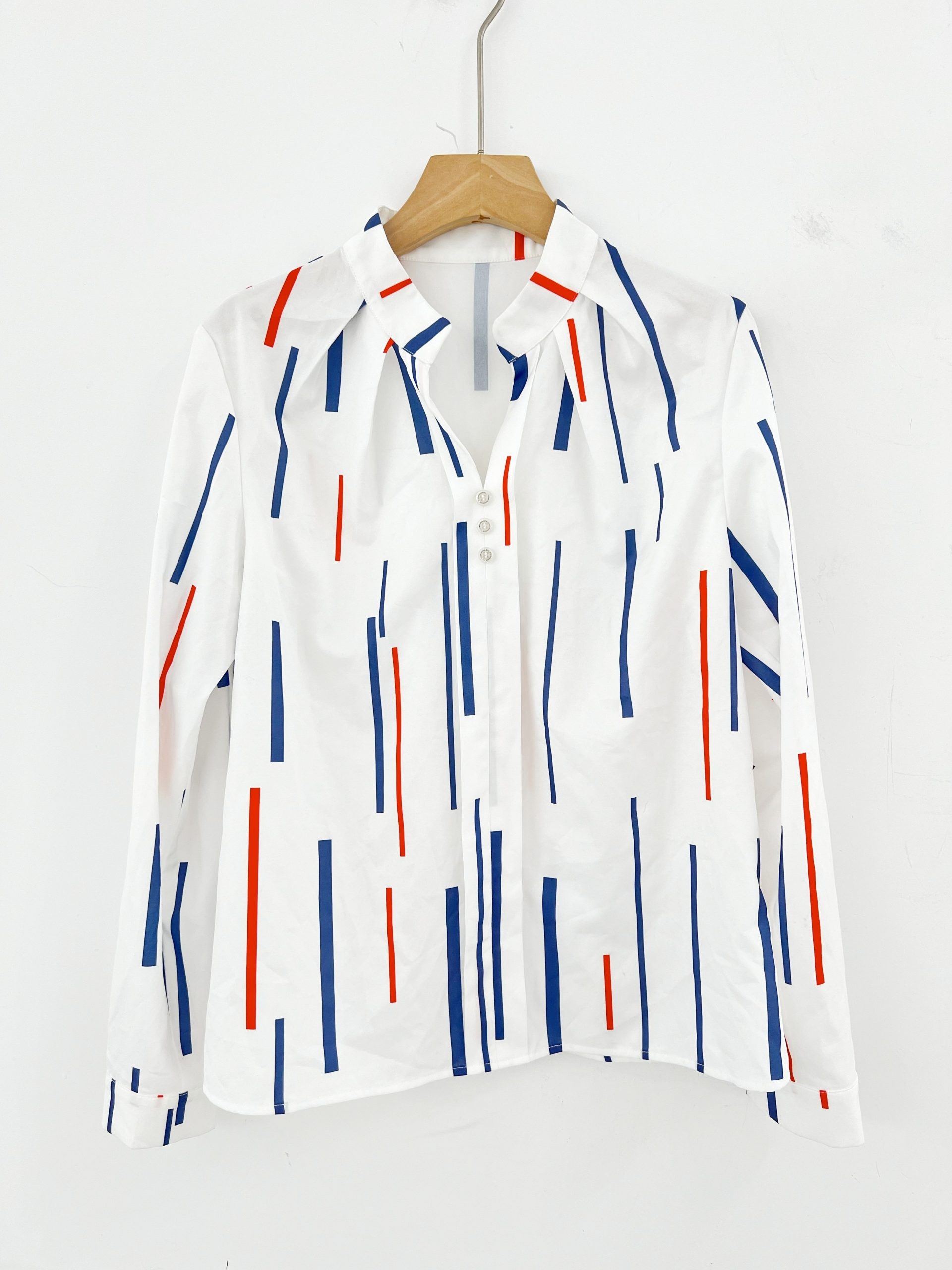 Allover Print Notch Neck Blouse, Elegant Long Sleeve Top for Spring & Fall, Women's Clothing - Image 3