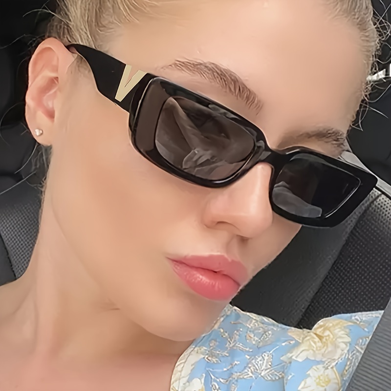 Chic Cat Eye Fashion Glasses for Women - Luxury V-Letter Design, Anti-Glare Lens, Lightweight PC Frame, Perfect for Driving & Fashion - Image 2