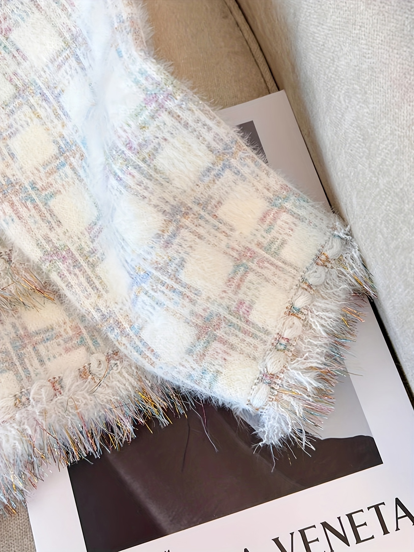 Elegant Plaid Coat with Button Front, Chic Raw Trim Dual Pockets Long Sleeve Coat for Fall&Winter, Women's Clothing - Image 3