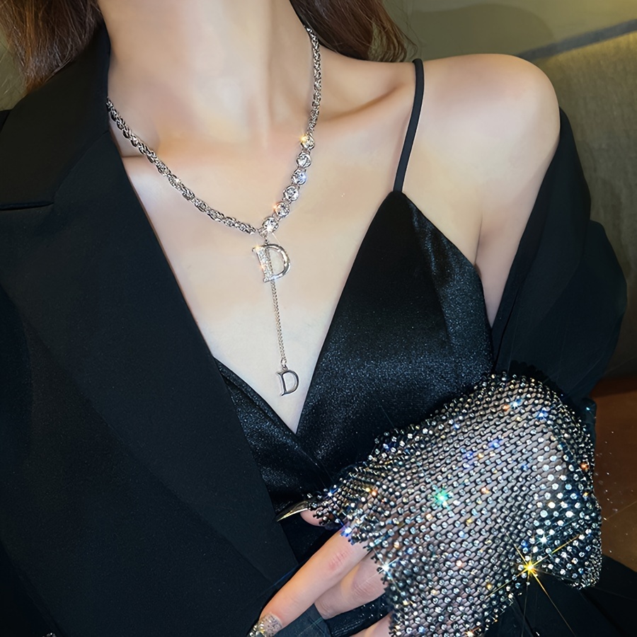 1pc Elegant Golden-Tone "D" Letter Necklace with Accents, Vintage Boho Style, Copper Crafted, Perfect for Daily Wear, Parties, and Weddings - Image 4