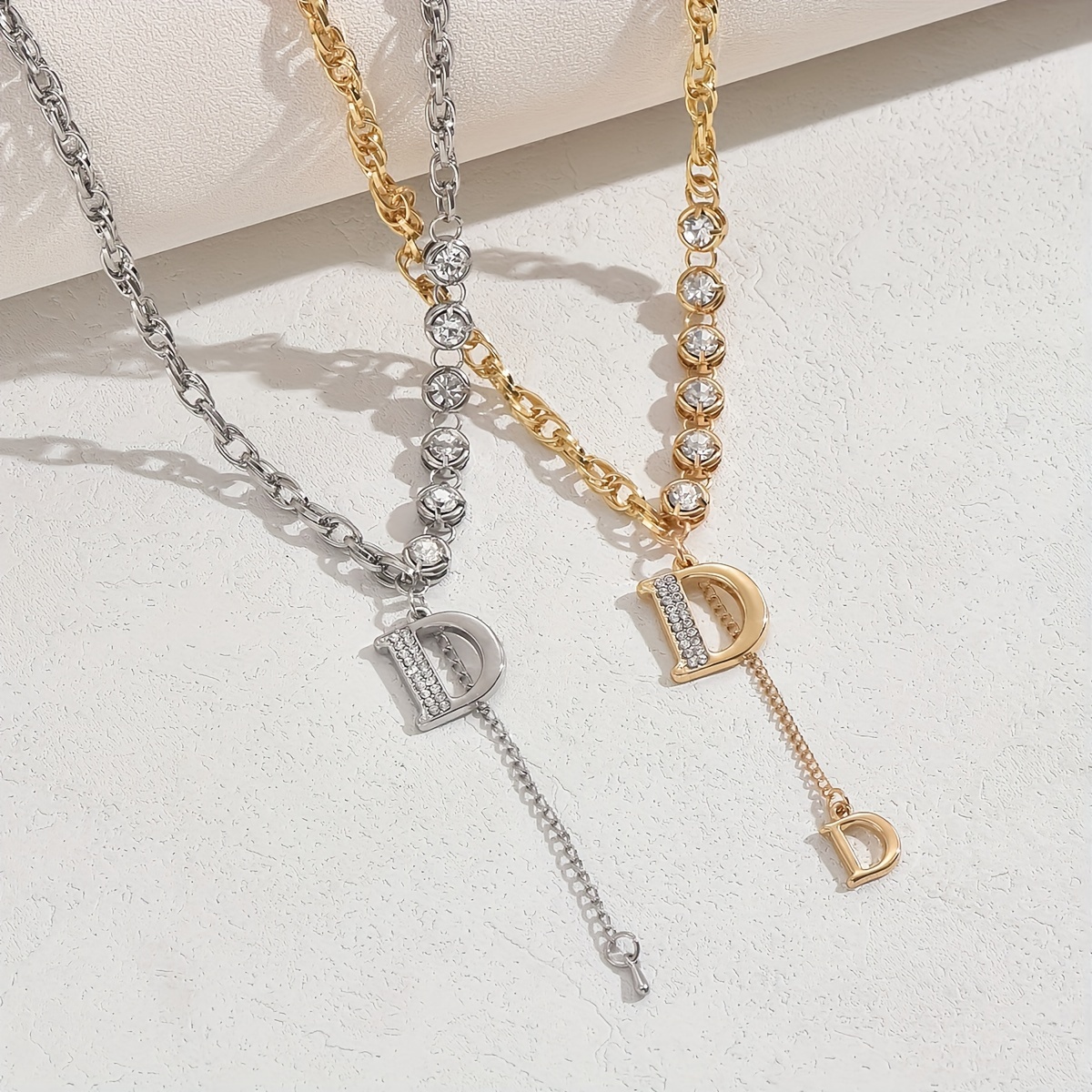 1pc Elegant Golden-Tone "D" Letter Necklace with Accents, Vintage Boho Style, Copper Crafted, Perfect for Daily Wear, Parties, and Weddings - Image 2